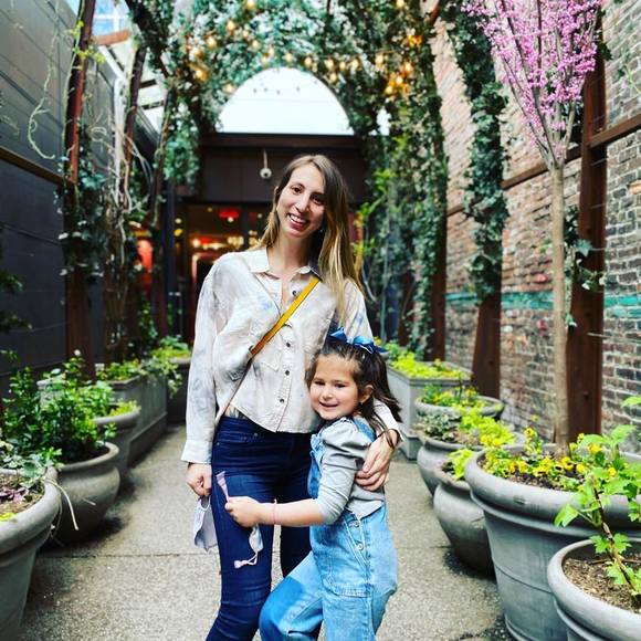 Meet your Posher, Renee - Picture 1 of 1